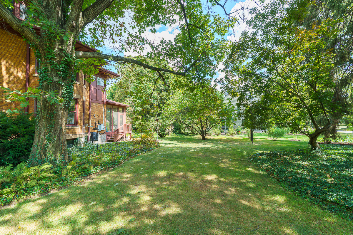 436 s Parkview Ave EXT-8