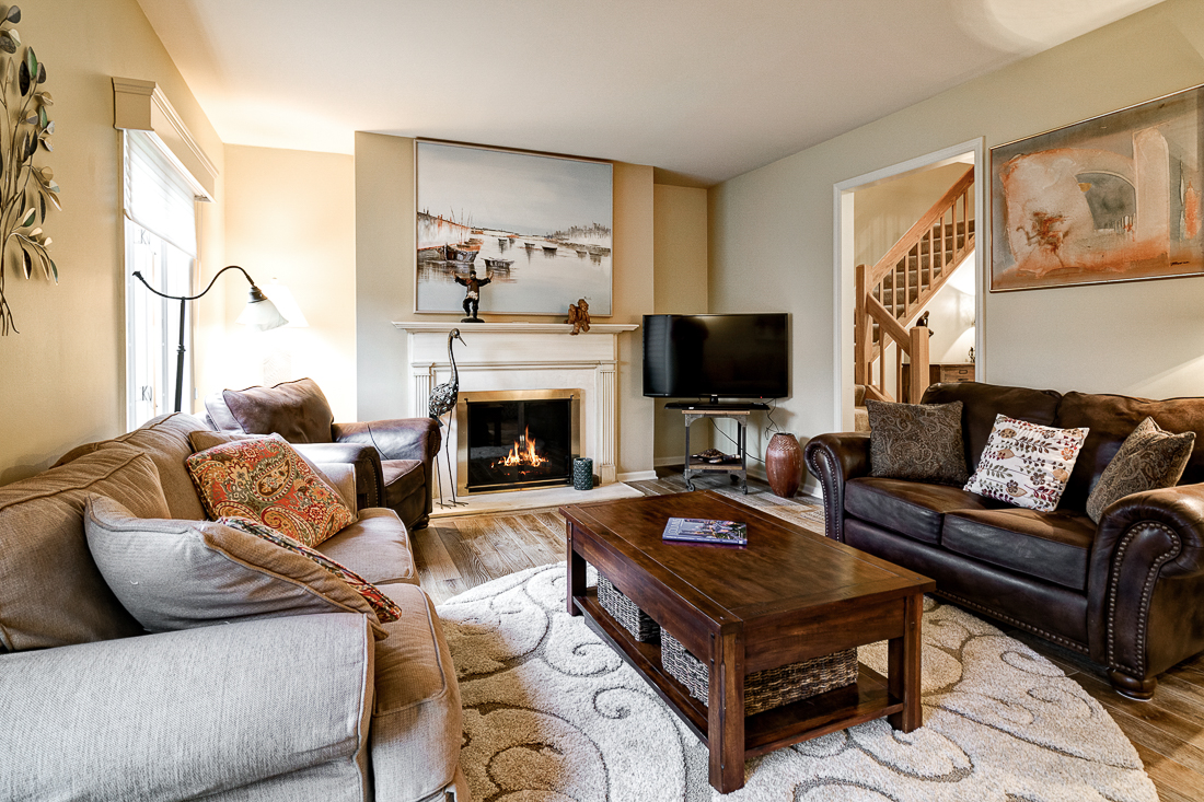 1114 Strathaven Dr North-24