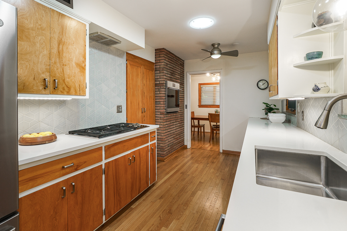 3965 Wynding Dr edit-14