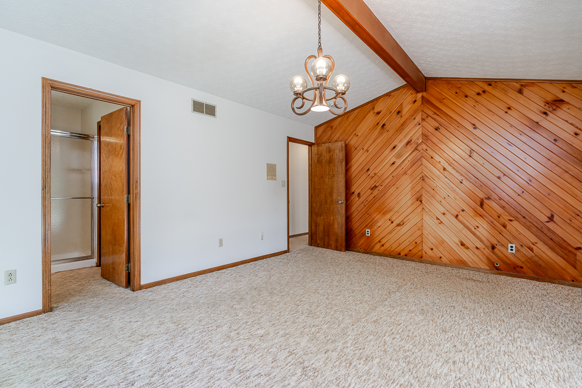 6611 Lake of woods-int-16